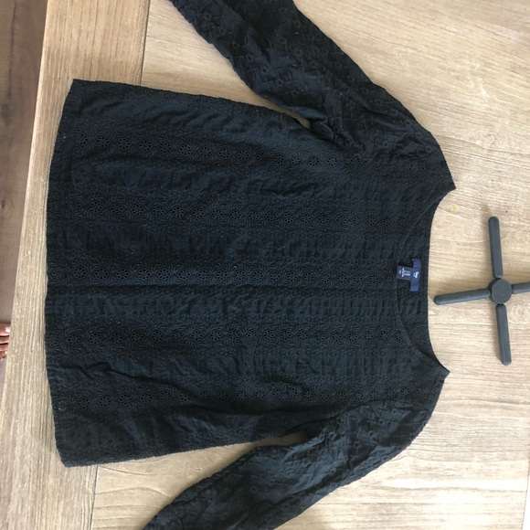 GAP - Picture 3 of 3